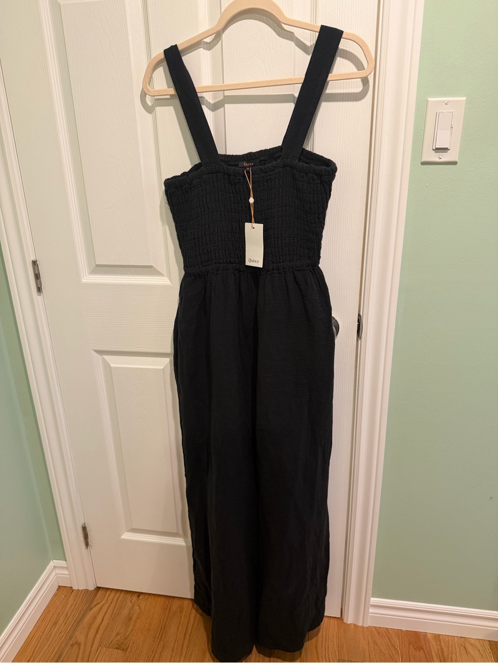 Quince NWT Black 100% Organic Cotton Gauze Smocked Wide Leg Jumpsuit - Picture 3 of 7
